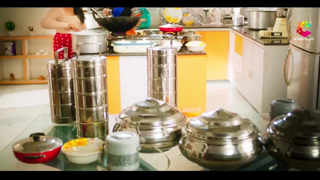 Sapna Tiffin Center S01 E03 Cineprime